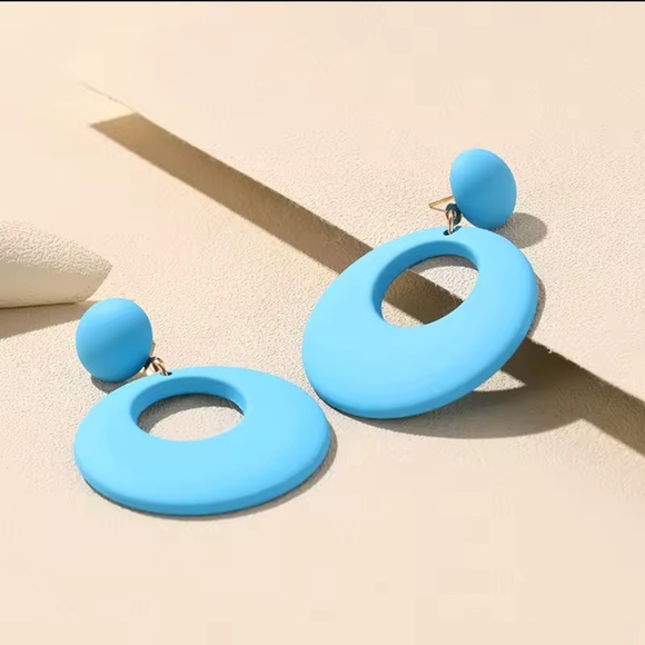 12-Pair Color Pop Retro Hoop - Handmade Earrings - Picture 10 of 13